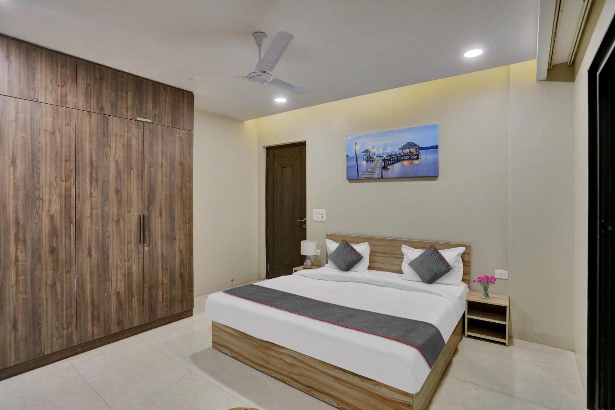 Hotel Townhouse Xanthe Noida Esterno foto